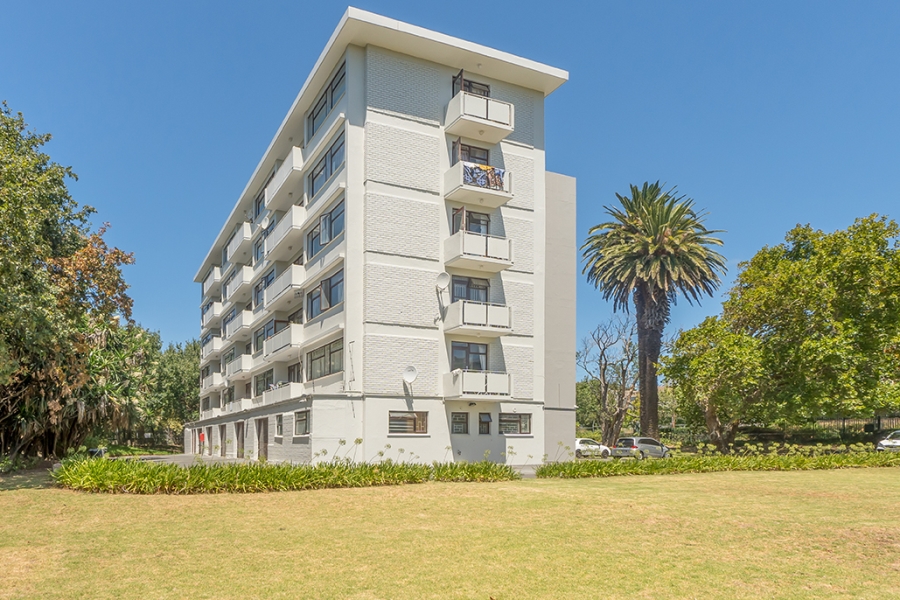 2 Bedroom Property for Sale in Rosebank Western Cape